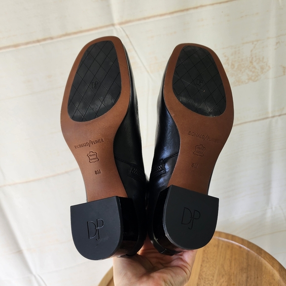 Donald J Pliner Cayto Black Booties Size 8 - Picture 7 of 12